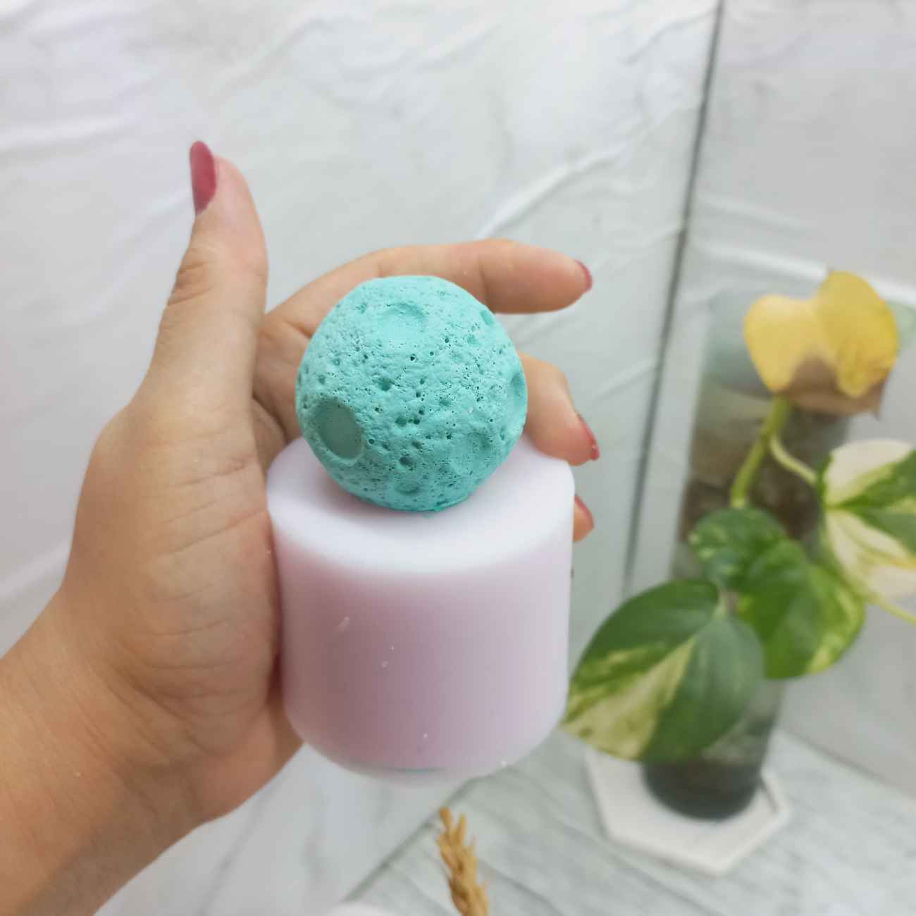 Moon-Shaped Candle Mold – Add a Mystical Touch to Your Creations