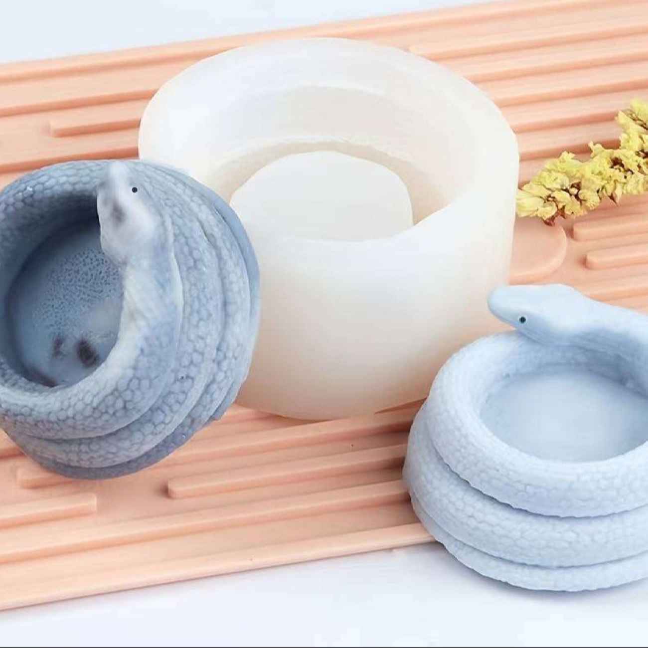 Viral Snake Candle Mold – Craft the Most Hypnotic Candles Ever