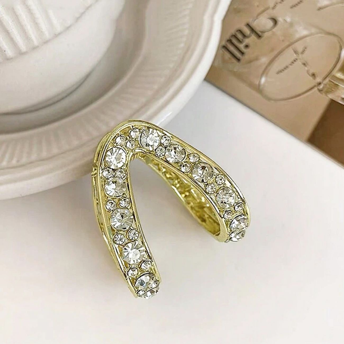 Women’s Hair Claw – Double Ring Ponytail Model