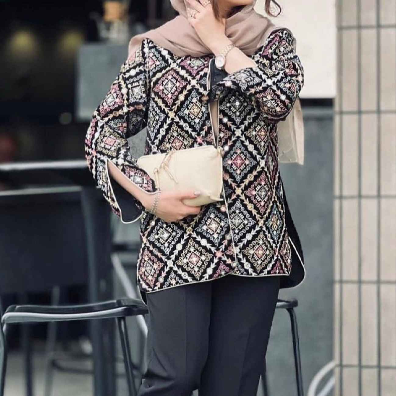 Women's Linen Embroidered Manto – Elegant & Lightweight Outerwear