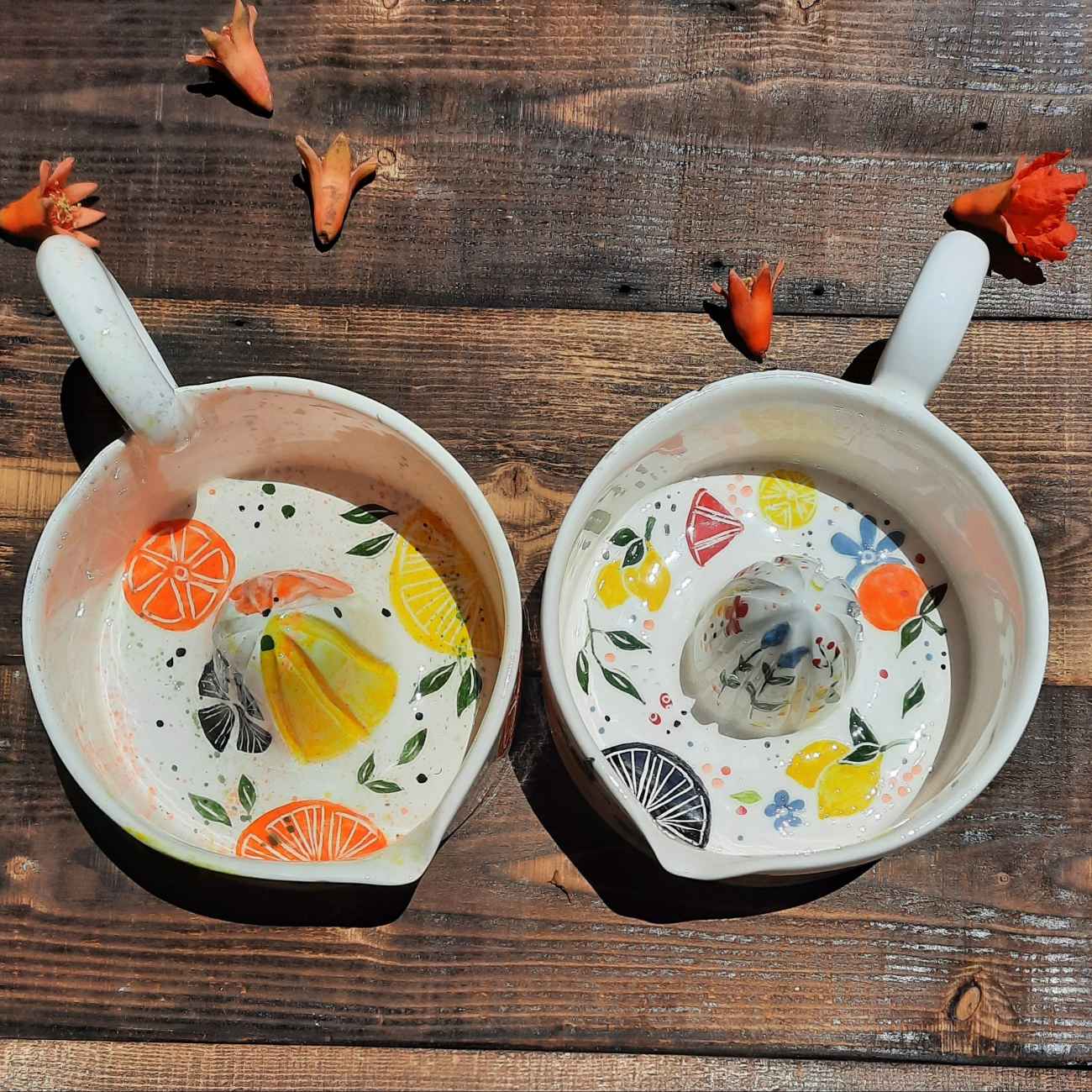 Cream Fruit Pattern Ceramic Juicer – Boho Style Manual Citrus Press for Kitchen
