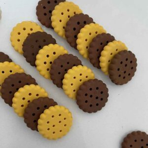 Mini Cookie Eraser – Realistic Biscuit Design for Kids & Collectors(x5)