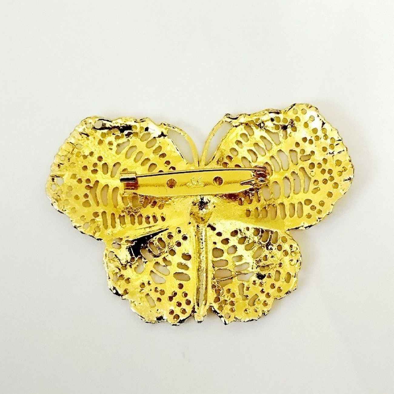 Unique Golden Butterfly Brooch – Timeless Elegance for Everyday Wear