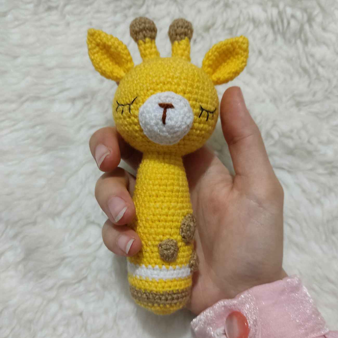 Charming Knitted Giraffe Baby Rattle – Safe, Soft & Cuddly Perfect for Infants