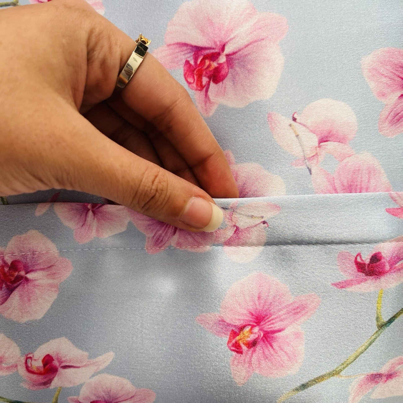Satin Pillowcase – Smooth Comfort Inspired by Orchid Flowers