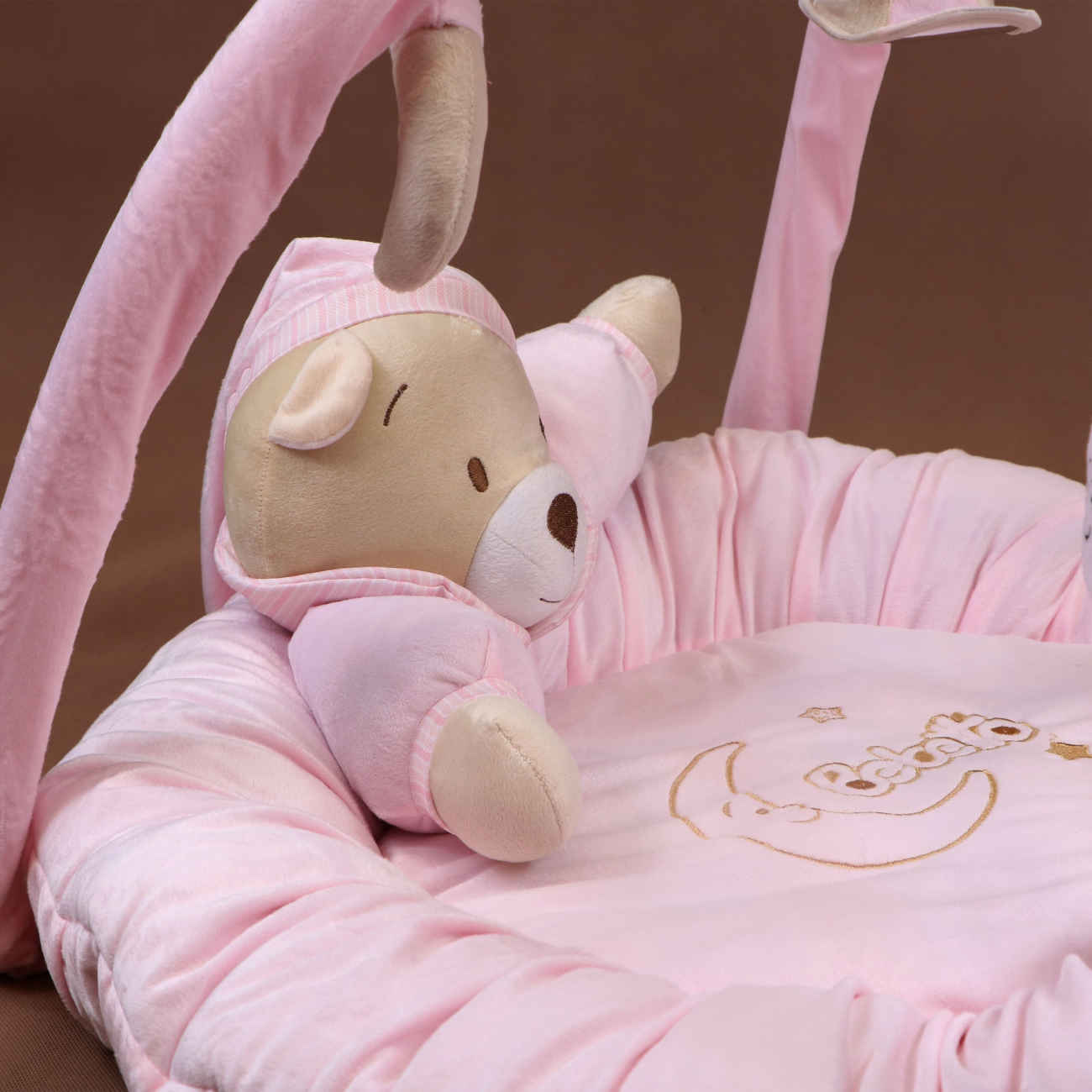 Soft Baby Floor Mat in Bear Design with Hypoallergenic Material