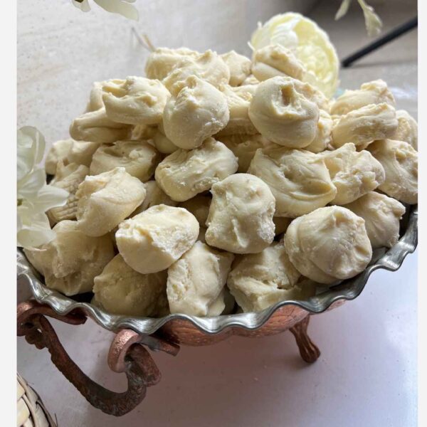 Soft Camel Yogurt Whey – Fresh, Mildly Salted & Rich in Natural Flavor (1)