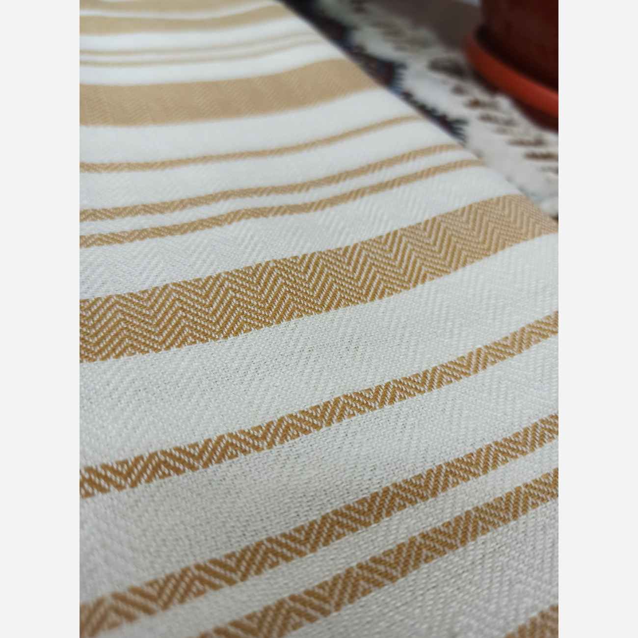 Soft Cotton Towel – Perfect for Drying Hands & Face after Washing, Everyday Use