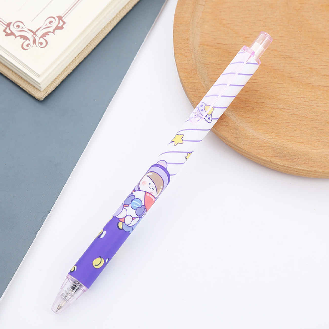 Space Explorer Pen Set – Adorable Astronaut Ballpoint Pen Pack of 6