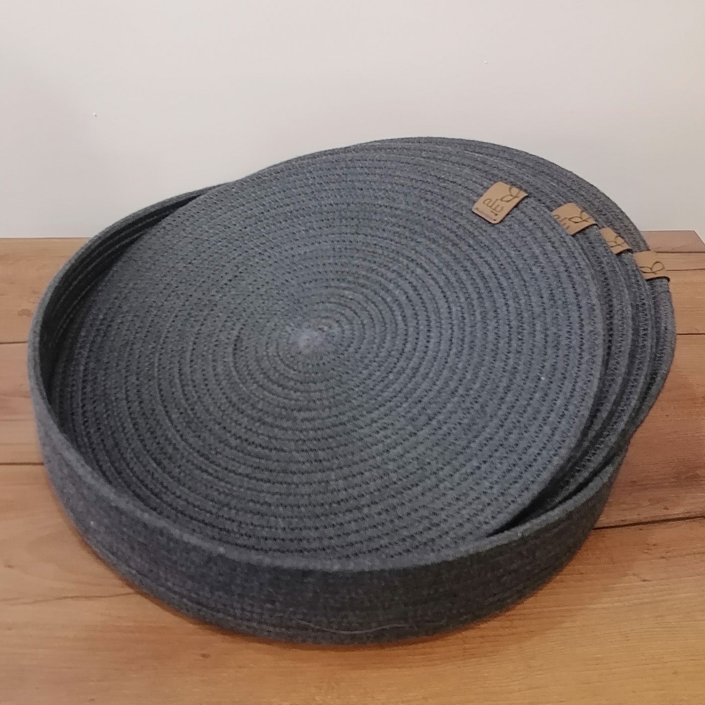 4-Piece Cotton Table Mat Set with Basket – Perfect for Plates & Hot Pots