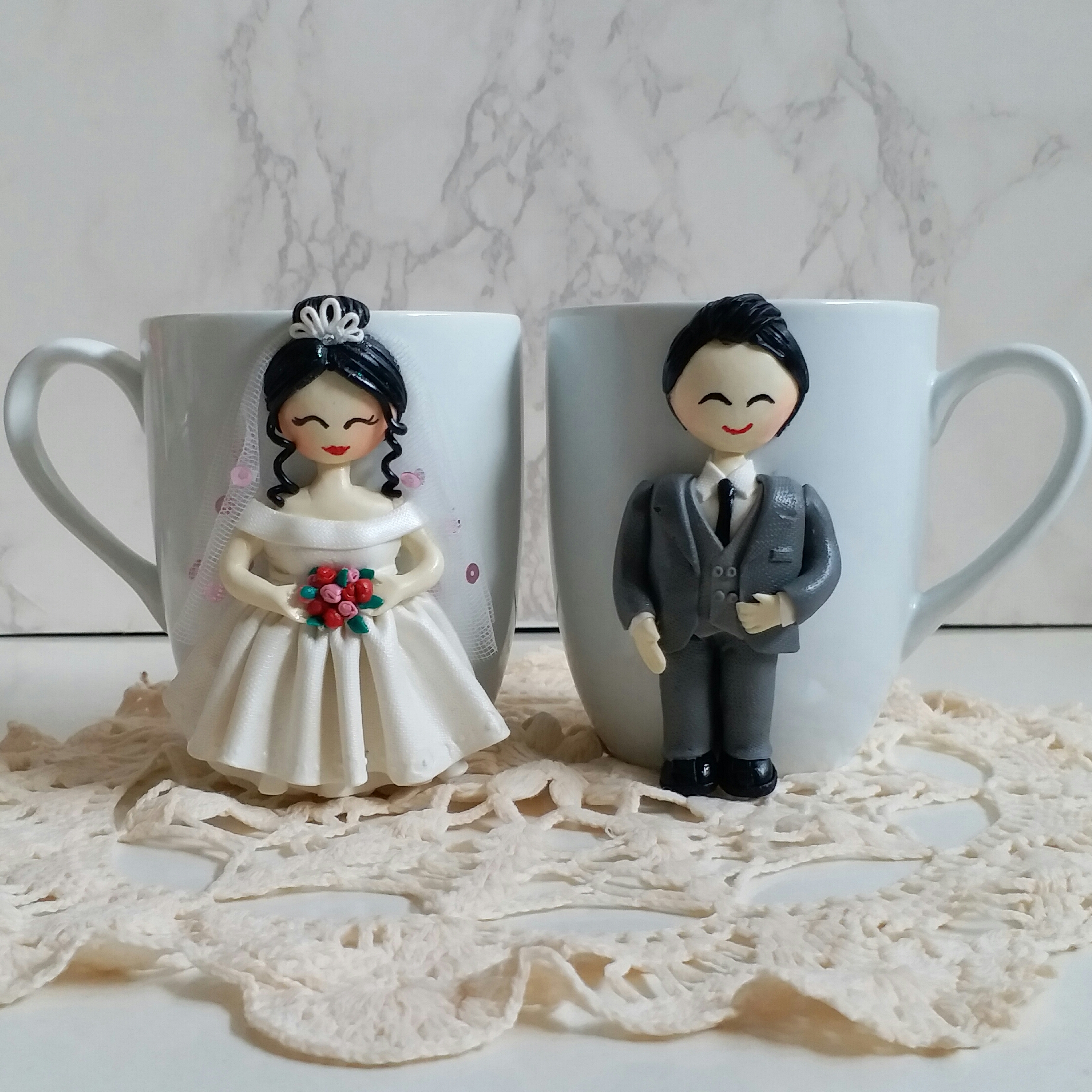 Handmade Ceramic Mug Set – Bride & Groom Figurines, Romantic Gift for Couples