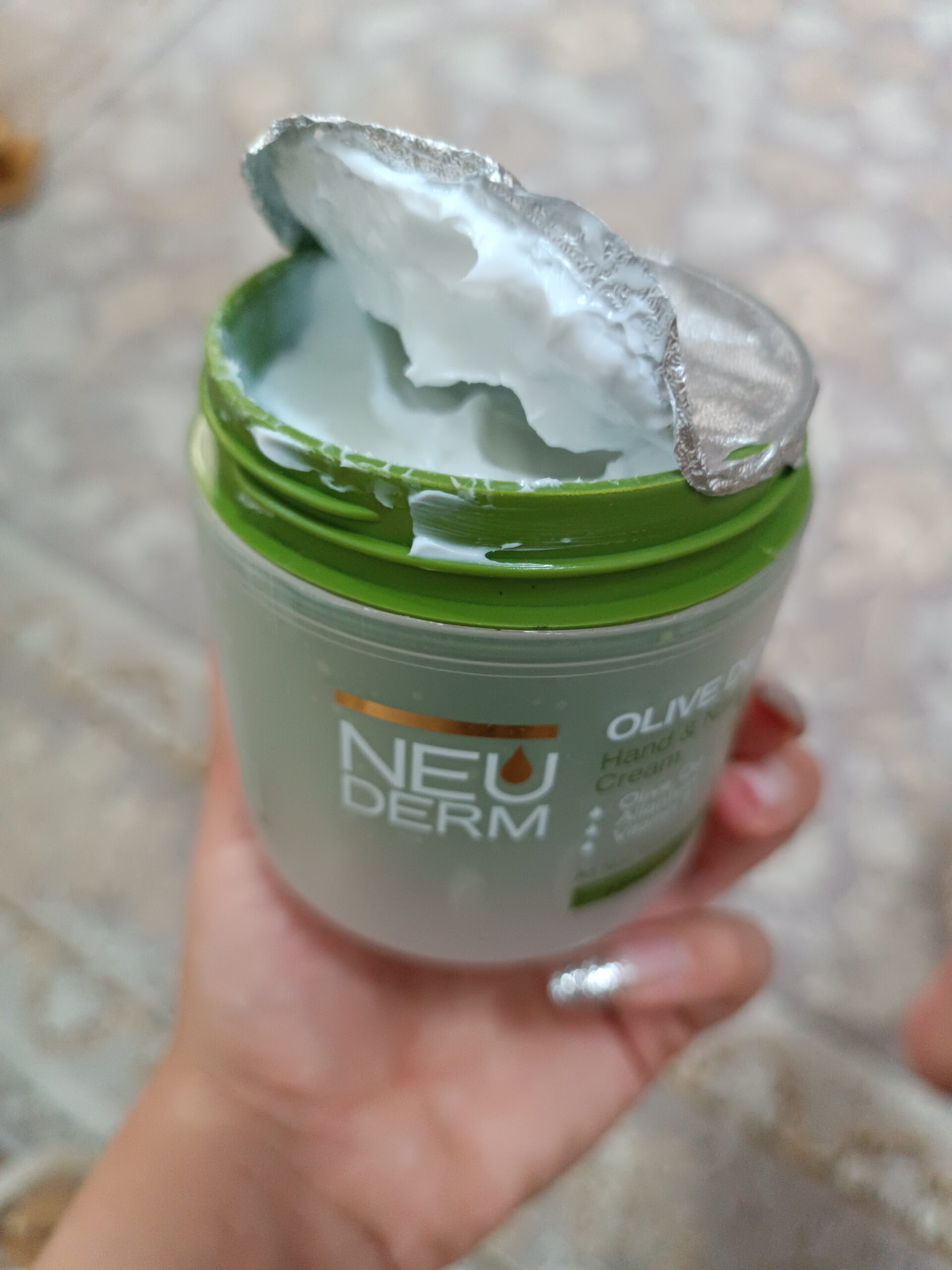 Neuderm Olive Oil Hand and Nail Cream 150 ml – Fast-Absorbing, Nourishing, and Hydrating