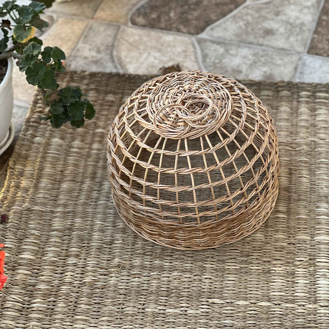 Handwoven Mervar Wicker Chandelier – Boho Mesh Pendant Light for Indoor & Outdoor Spaces