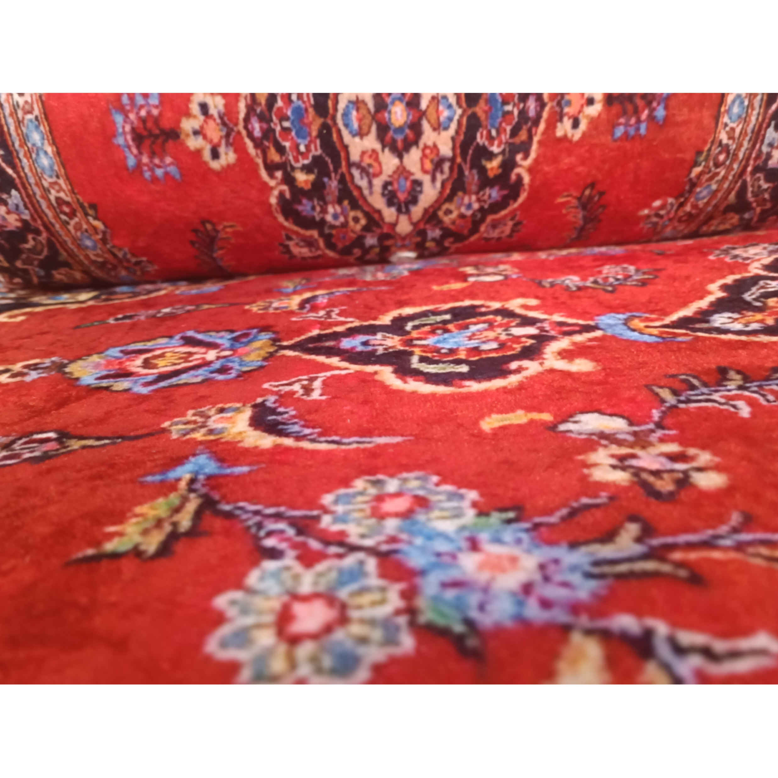 3-Piece Traditional Velvet Backrest and Mattress Set – Persian-Inspired Home Décor