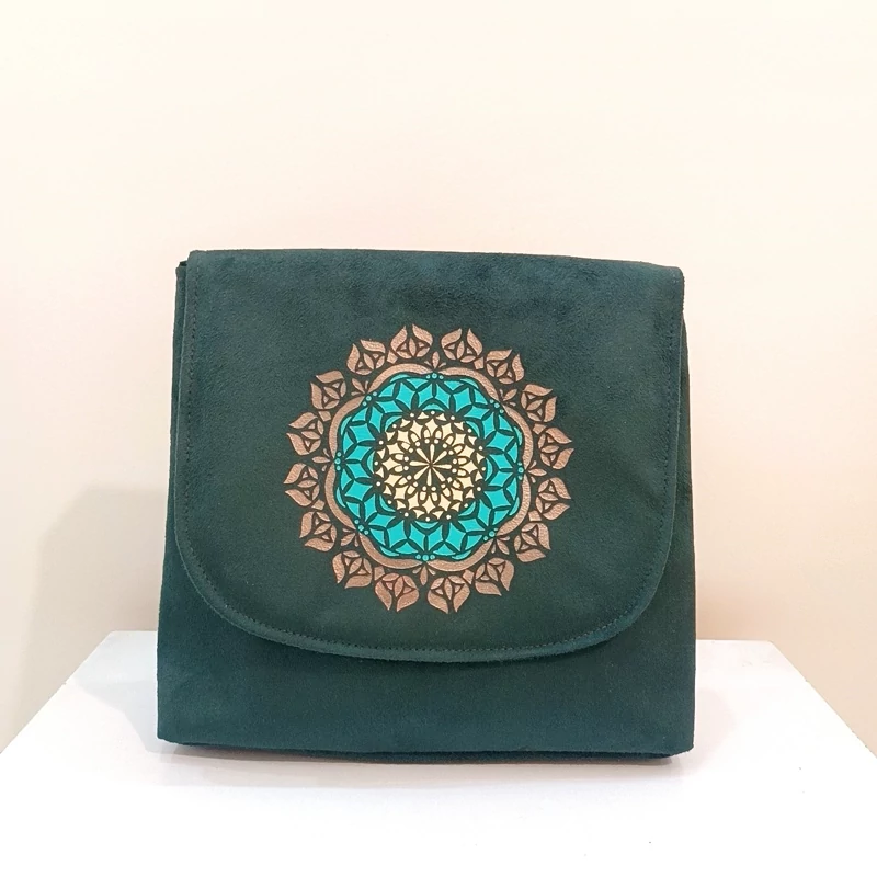 Hand-Painted Women’s Shoulder Bag – Traditional Eslimi Pattern, Emerald Green Fabric with Adjustable Strap