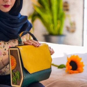 Handcrafted Leather & Wood Shoulder Bag with Sunflower Design – Perfect for Parties
