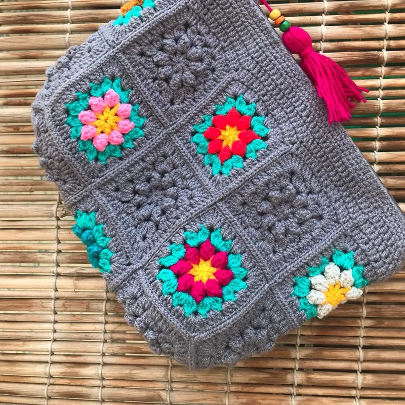 Handmade Crochet Granny Square Handbag – Colorful Floral Motif with Zipper Closure and Tassel Detail