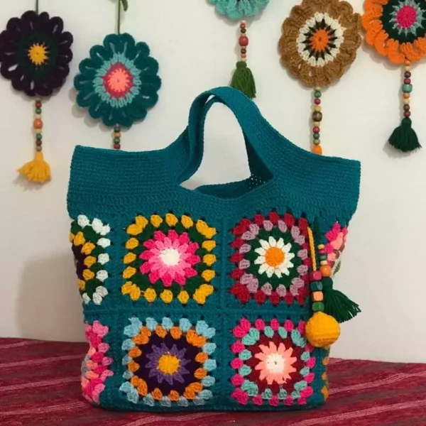 Handmade-Crochet-Handbag-with-Floral-Granny-Square-Design-–-Open-Top-Perfect-for-Art-Lovers