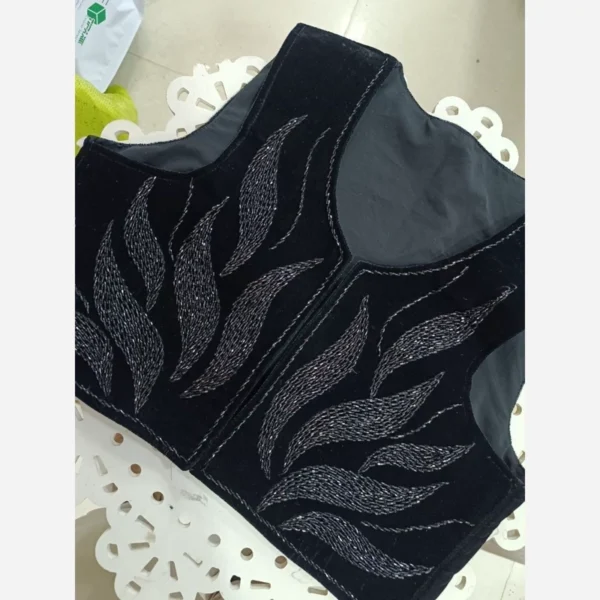 Handmade-Traditional-Kurdish-Beadwork-Embroidered-Vest-–-A-Timeless-Velvet-Creation-for-Women