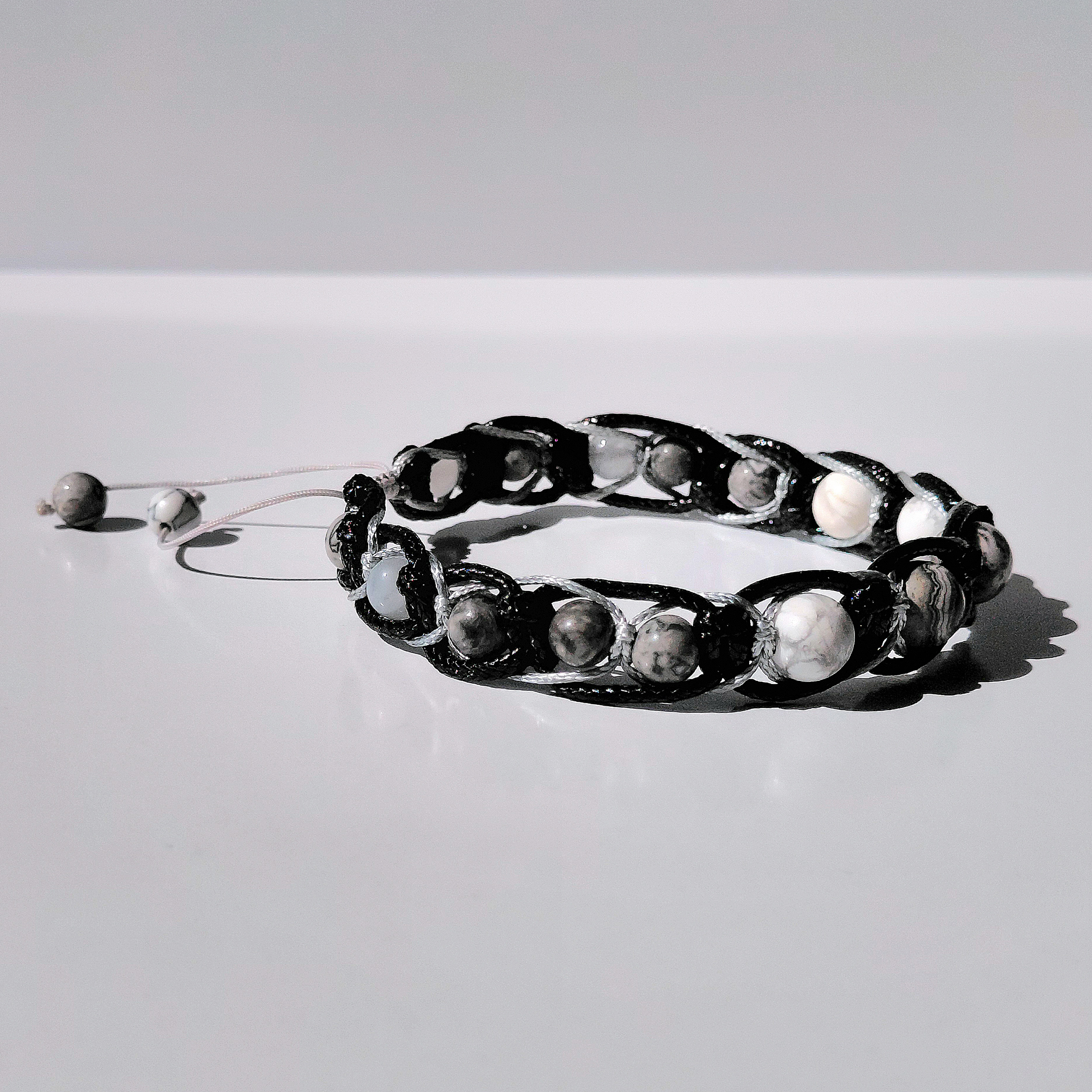 Ice Rock-Inspired Beaded Bracelet – Faux Leather, Howlite, Picasso Jasper, Aquamarine Stones & Knot Closure