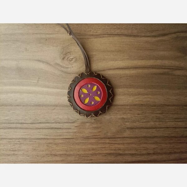 Leather Derafsh-e Kaviani Necklace – Perfect for Dua Paper & Daily Wear (1)