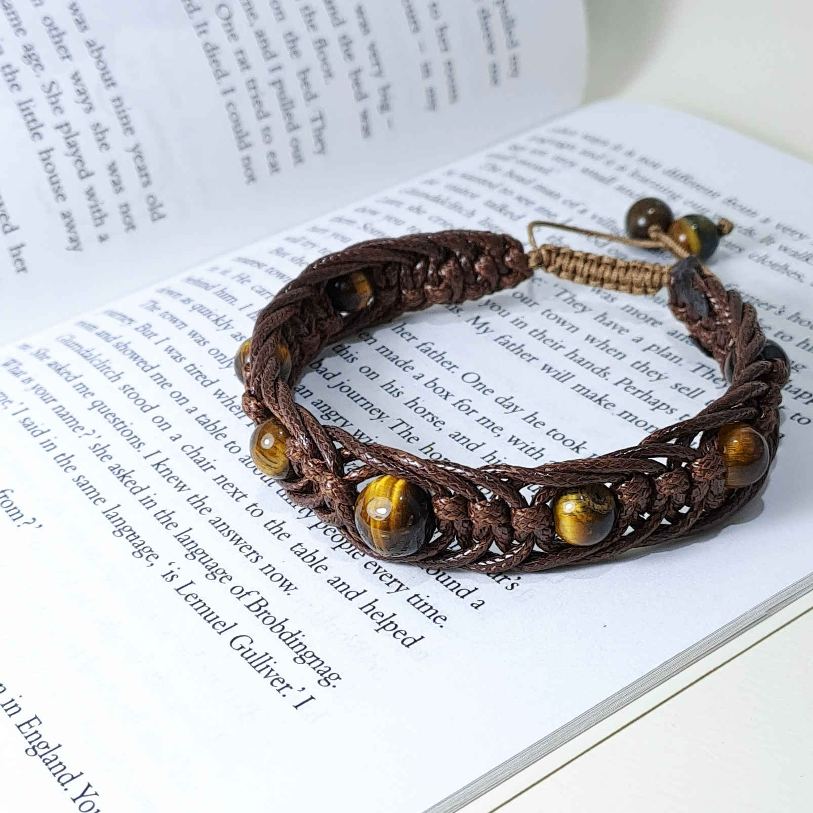 Men’s Double-Row Tiger Eye Bracelet with Natural Leather Band and Golden Brass Button – Medium Size