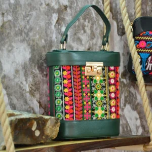 Persian Floral Leather Handbag – Exquisite Velvet Embroidery for Elegant Occasions