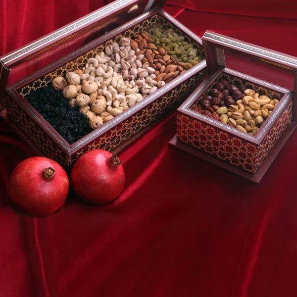 Wooden Mixed Nut Box: A Luxurious Selection, Perfect for Corporate Gifts, Yalda Night and Special Occasions