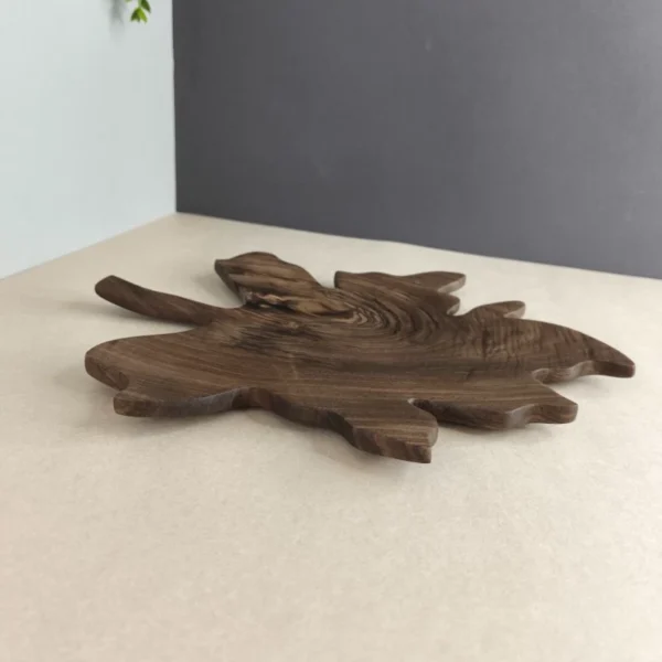Handcrafted Walnut Serving Platter with Maple Leaf Design – Food & Snack Presentation Board