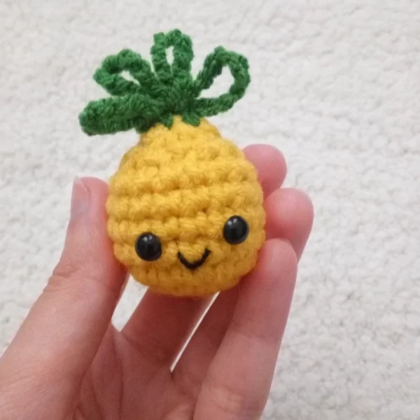 Handmade-Crochet-Mini-Pineapple-Keychain-–-Lightweight-Yarn-Accessory-for-Keys-and-Bags3