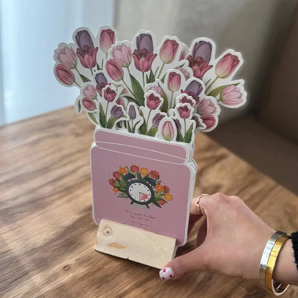 1405 Desk Calendar with Floral Design – Glossy Paper, Monthly Pages Featuring Seasonal Flowers