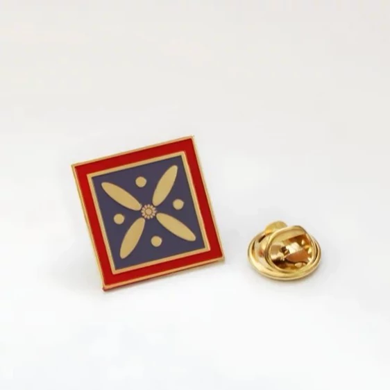 Derafsh Kaviani Brass Lapel Pin – Historic Persian Symbol Badge